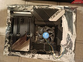 Asus maximus hero XIII - 5