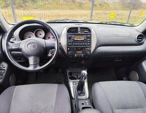 Toyota RAV4 - 5