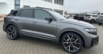 Volkswagen Touareg-3.0 TDI R-Line - 5