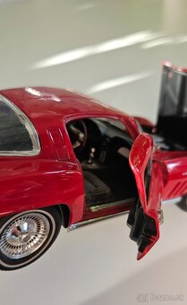 Chevrolet Corvette 1/18 Maisto - 5