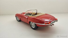 1:18 JAGUAR E CABRIO - 5