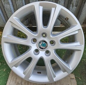 Originálne hliníkové disky Škoda - 5x112 R17 - 5