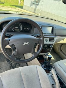 Hyundai Sonata - 5