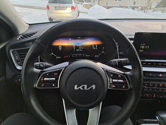 Kia ceed sw platinum - 5