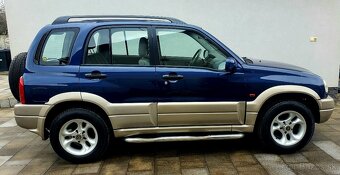 Suzuki Grand Vitara V6 - 5