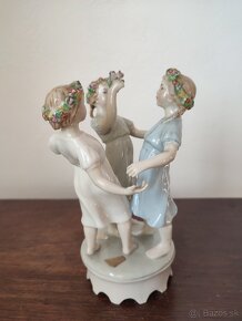 Royal dux tri dievčatá deti porcelánová soška

 - 5