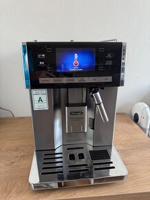 Predám kávovar Delonghi ESAM 6900 - 5