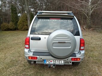 Suzuki Grand Vitara 2.0 benzín, 4x4, rok 2004 - 5