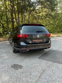 Volkswagen Passat Variant 2.0 TDI EVO Elegance DSG - 5