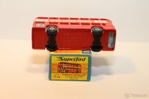 Matchbox SF Daimler bus - 5