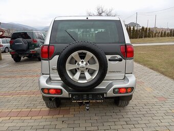 Nissan Terrano 2.7 TDi Sport 4x4 - 5