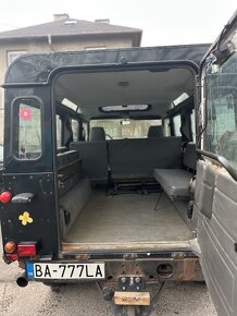 Land Rover Defender 110, r.v. 2004, tmavozelená metalíza - 5