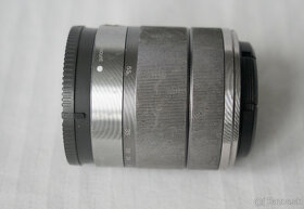 Sony SEL 18-55mm  f/3,5-5,6 OSS - 5