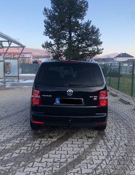 Volkswagen Touran 2.0 Tdi - 5