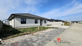 PREDAJ:  5 izbový bungalov, novostavba - 5