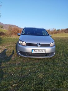 Volkswagen Touran - 5