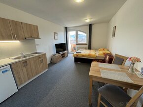 Apartmán s parkovacím miestom na predaj, Bešeňová - 5