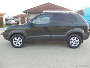 Predám Hyundai Tucson 2,0 CRDI 4WD - 5