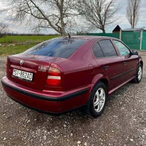 Škoda Octavia 1 1.8 - 5