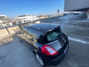 Renault Megane 1,4 - 5