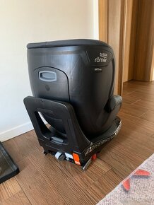 Otočná sedačka britax römer dualfix M size - 5