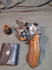 Revolver Taurus 357 mag - 5