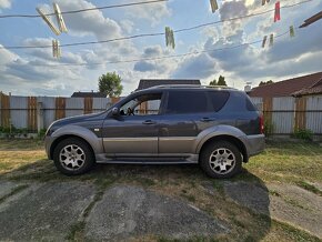 Ssangyong Rexton 2 - 5