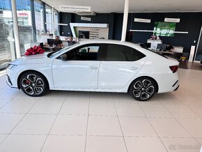 Škoda Octavia 2.0 TSI RS DSG 2024 - 5