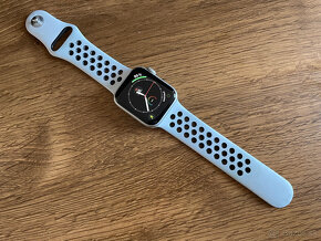 Apple Watch 4 Nike - 5