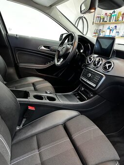 Mercedes Benz GLA 200d 4MATIC - 5