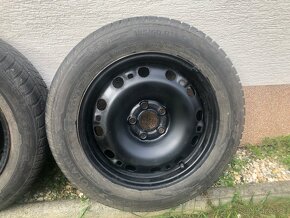 Sada 4 zimnych pneu P185/60 R15 na diskoch - 5