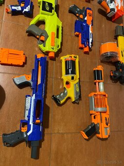 11 NERF zbraní (PLNE FUNKČNÉ, iba všetky spolu predávam) - 5