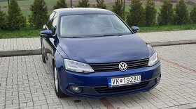 VOLKSWAGEN JETTA 1.6 TDI COMFORTLINE - 5