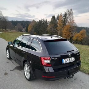 ŠKODA OCTAVIA COMBI 2.0 TDI ELEGANCE - 5