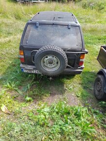 Nissan Terrano 1 3,0 V6 Benzín (1989) - 5