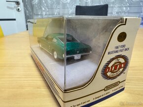 Matchbox Dinky 1967 Ford Mustang Fast Back. - 5