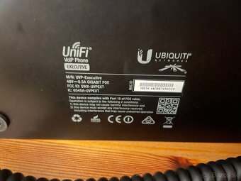 Ubiquiti UniFi Executive VoIP - 5