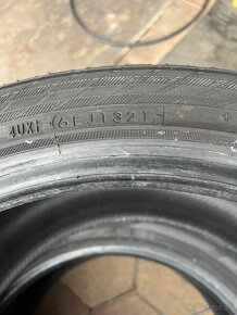 265/40 r18 101W  yokohama bluearth - 5