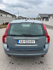 Predám Volvo V 50 2.0d 110kw rok2012 - 5