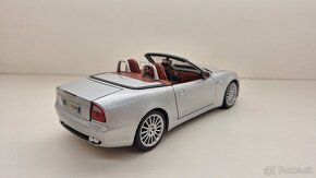 1:18 MASERATI SPYDER - 5