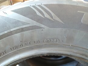 Pneumatiky 215/70 R16 nové zimné - 5