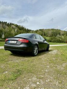 Audi a4 b8 2.0 TDi 105 kW - 5