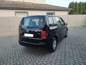 Volkswagen Touran 1,9 TDI  Black Line 6-st. Manuál - 5