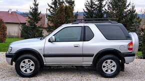 Opel Frontera 2.2 DTI 4x4 - 5