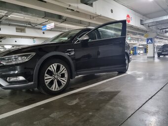 Volkswagen Passat Variant alltrack 4x4 - 5