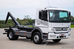 MERCEDES ATEGO 1318 HÁKOVÝ NOSIČ KONTAJNEROV EURO-4 - 5