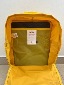 Žlutý a Navy Blue Fjallraven Kanken batoh (20L) - 5