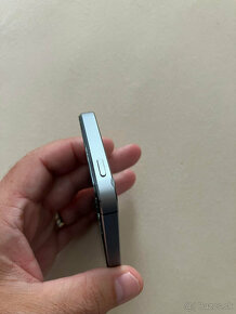 Iphone 5S 16gb - prasknute sklo / (na nahradne diely) - 5
