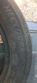 Predám letné gumy 205/55 R16 2 ks - 5