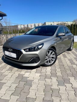 Hyundai i30 Fastback 1.4 T-GDi Family 29000KM - 5